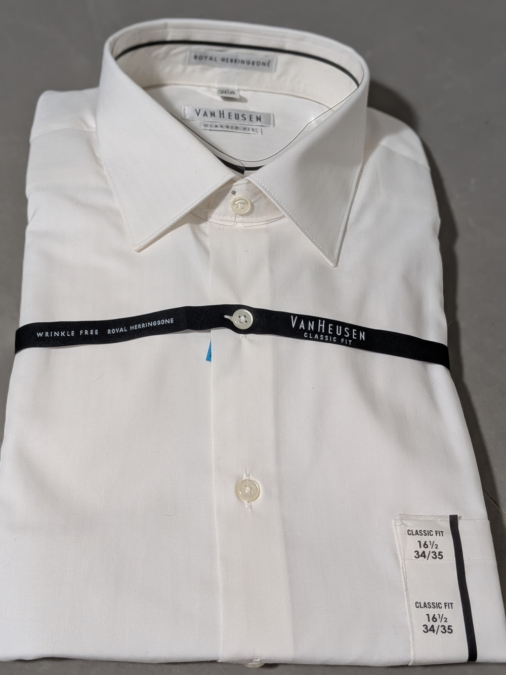 Van Heusen Men’s Classic Fit White Dress Shirt